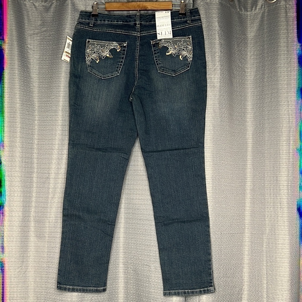 STYLE & CO BLUE JEANS SLIM LEG SIZE 12 PETITE NWT